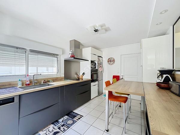 Nantes Rond-point de Vannes / Maison en Impasse / 132 m2 / 4 chambres / garage / jardin