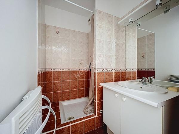 Nantes Rond-point de Vannes / Maison en Impasse / 132 m2 / 4 chambres / garage / jardin