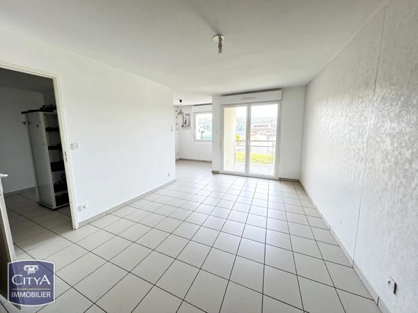 Appartement à vendre 2 pièces 49m² Saint-Aubin-lès-Elbeuf (76410)