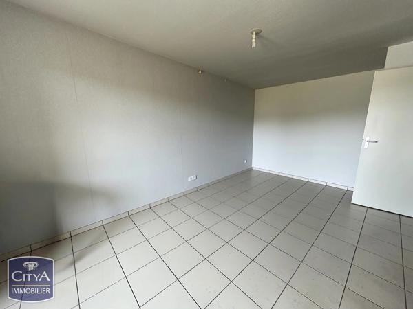 Appartement à vendre 2 pièces 49m² Saint-Aubin-lès-Elbeuf (76410)
