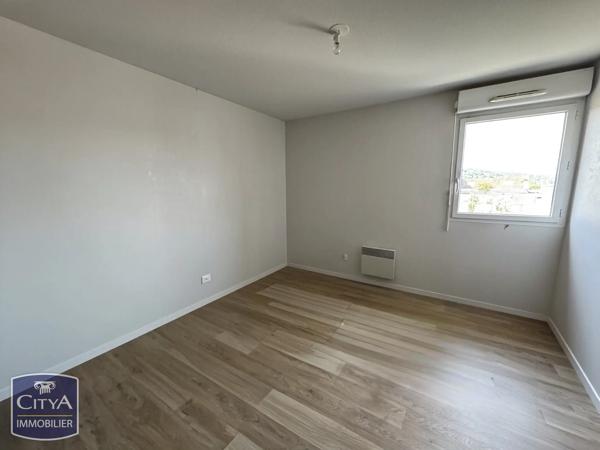 Appartement à vendre 2 pièces 49m² Saint-Aubin-lès-Elbeuf (76410)