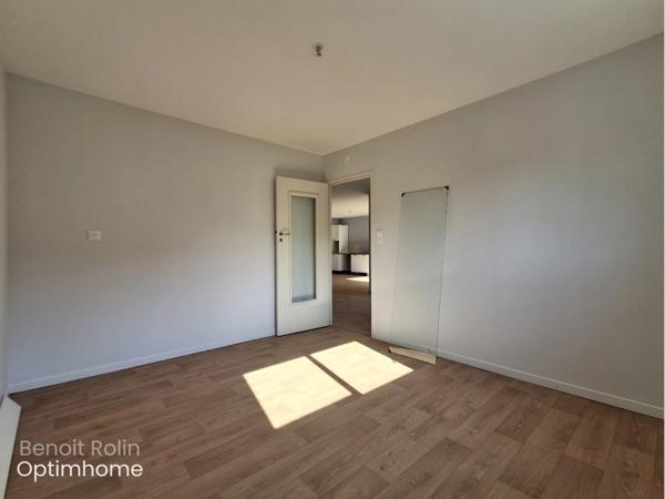 Opportunité à La Bazoge : Maison Contemporaine de Plain-Pied (116 m²)