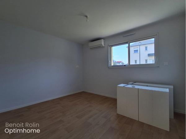 Opportunité à La Bazoge : Maison Contemporaine de Plain-Pied (116 m²)