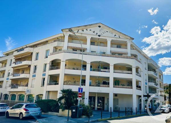 Appartement F2 à vendre  2 pièces - 51 m2 HYERES - 83