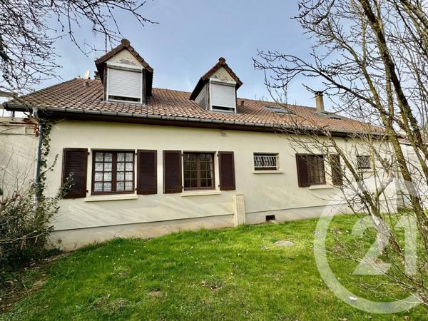 Appartement F5 à vendre  6 pièces - 93 m2 FORGES LES BAINS - 91