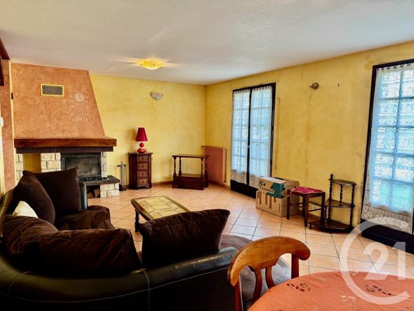 Appartement F5 à vendre  6 pièces - 93 m2 FORGES LES BAINS - 91