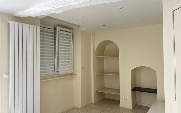 Appartement à louer    2 pièces • 35,68 m2 Saclay