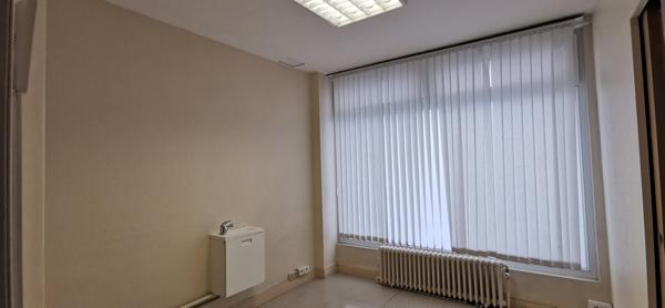 Local Commercial à ARNOUVILLE, 95400 - 8 pièces 114m²