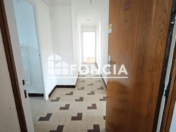 Location Appartement 4 pièces 65.9 m² - 31 RUE MOZART Grenoble 38000