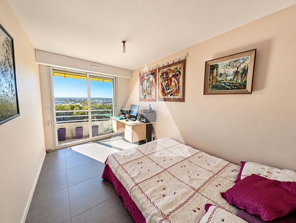 Maison 7 pièces 256 m2