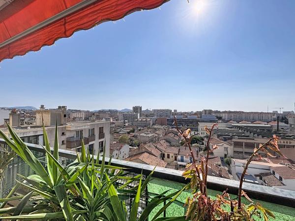 MARSEILLE 14ᵉ – APPARTEMENT T4 LUMINEUX AVEC BALCON + CAVE & GARAGE EN SUPPLÉMENT NON INCLUS DANS LE PRIX
