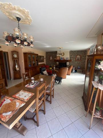 Belle et vaste contemporaine au coeur de St-Malo