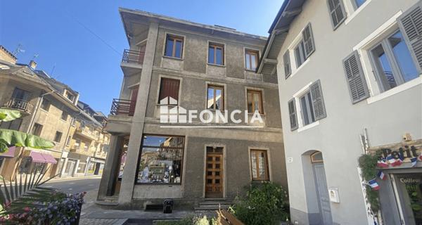 Location Appartement 3 pièces 52.42 m² - Saint-michel-de-maurienne 73140