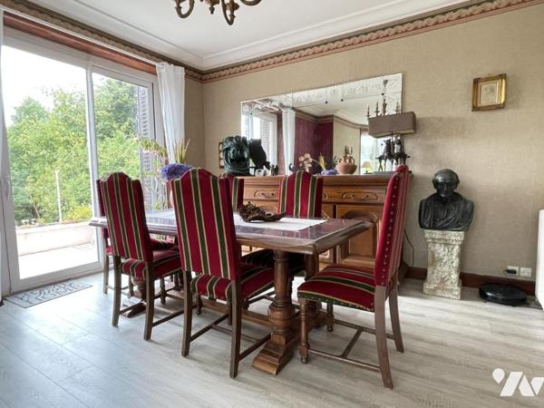 Locminé, maison de caractère sur 8266 m²