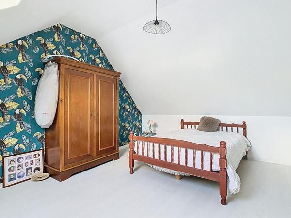 MAISON FAMILLIALE - 160M² - 4/6 CHAMBRES - JARDIN - GARAGE - 60290 RANTIGNY