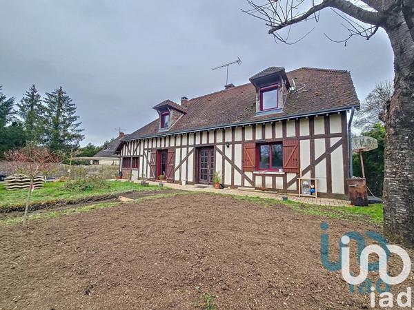 House for sale 8 rooms 158 m² Saint-Just-Sauvage