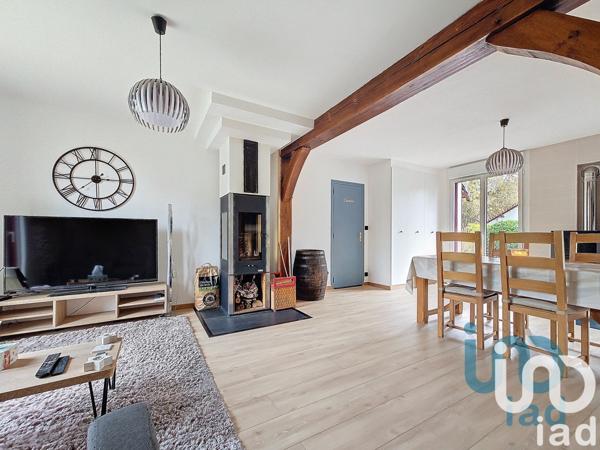 House for sale 8 rooms 158 m² Saint-Just-Sauvage