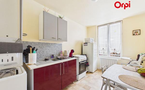 Appartement à louer    3 pièces •  Bernay