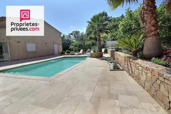 Puget sur Argens 83480- Ensemble immobilier de 3 villas sur terrain de 5400m²