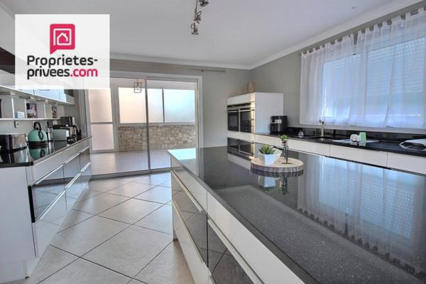 Puget sur Argens 83480- Ensemble immobilier de 3 villas sur terrain de 5400m²