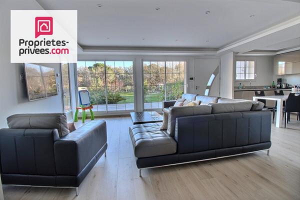 Puget sur Argens 83480- Ensemble immobilier de 3 villas sur terrain de 5400m²