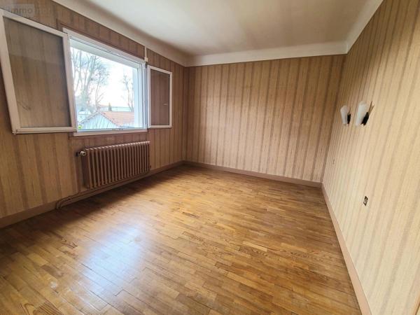 Maison à vendre à Pierrelatte dans la Drôme (26700), ref : 26060-816