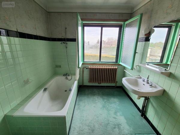 Maison à vendre à Pierrelatte dans la Drôme (26700), ref : 26060-816