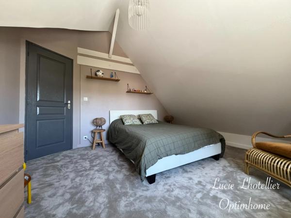 Maison familiale 157 m² – 4 chambres – Studio indépendant – Garage – Jacuzzi – Dinard