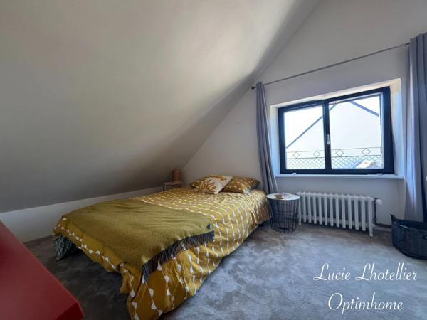 Maison familiale 157 m² – 4 chambres – Studio indépendant – Garage – Jacuzzi – Dinard