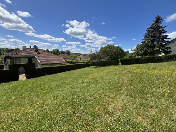 LEUGLAY ( 21) : Au cœur du Parc National , pavillon de 1956 avec sous-sol et terrain de 4258m² dont 1700m² à b Leuglay (21290)
