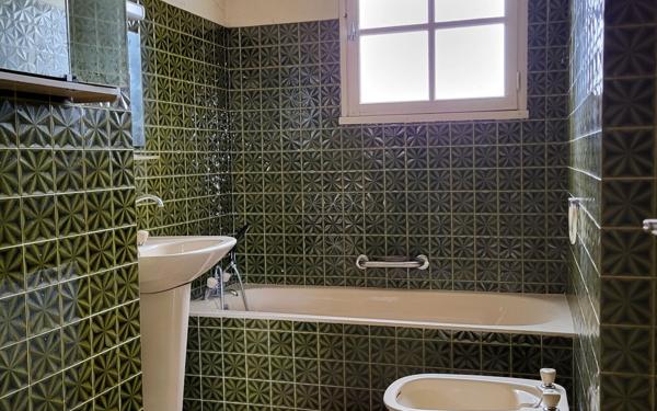 Maison à vendre    5 pièces • 150 m2 Anglet