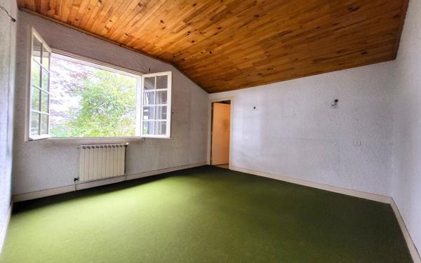 Maison à vendre    5 pièces • 150 m2 Anglet