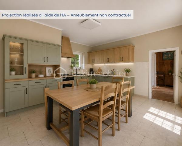 Située au calme et à proximité de toutes les commodités.
Maison de maître des années 1900 d’environ 170 m² comprenant :

• Rez-de-chaussée : une entrée, un WC, un salon-séjour de près de 30 m² donnant sur une jolie extension avec mezzanine de plus de 36 m², une grande cuisine familiale et une buanderie. 
• Étage : un palier desservant 4 chambres (de 9 à 14 m²), une salle d’eau ainsi qu’un WC. 

À l’extérieur, la propriété bénéficie de nombreuses dépendances comprenant un grand hangar, deux ateliers, un abri à bois et un puits.

Le tout sur une parcelle de plus de 2 900 m².

✅ Vous serez séduit par :
• Jardin entièrement clos 
• Aucun vis-à-vis 
• Cachet de l’ancien 
• Combles aménageables 
• Proximité immédiate des commodités (commerces, écoles, bus…) 
• Potentiel d’aménagement 

✅ Points techniques :
• Tout-à-l’égout 
• Travaux à prévoir


--- --- --- --- --- --- --- --- --- --- --- --- --- --- --- --- --- --- --- --- 
⭐ACCOMPAGNEMENT SUR MESURE
Vous souhaitez vendre votre bien ?
Contactez-moi. Evaluation OFFERTE sous 48h !

⭐VENTE IMMOBILIÈRE – Finistère Sud
Échangeons sur votre projet pour définir la meilleure stratégie de vente.

⭐APPORTEURS D'AFFAIRES
Vous connaissez quelqu'un qui souhaite vendre ?
Contactez-moi. Rémunération attractive !
--- --- --- --- --- --- --- --- --- --- --- --- --- --- --- --- --- --- --- ---