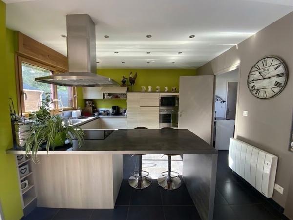 Maison avec vie de plain-pied + étage