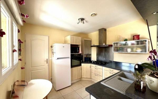 Maison à vendre    4 pièces • 101,60 m2 Merville