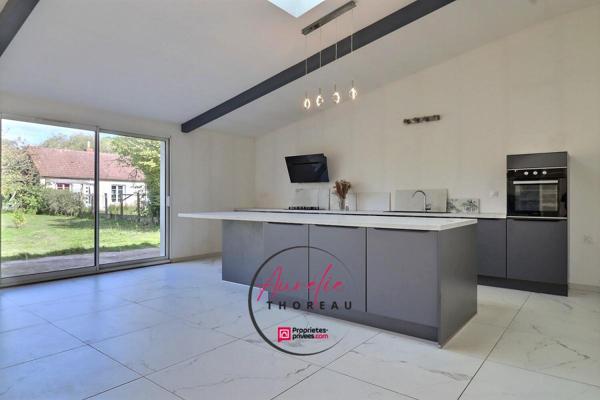 maison spacieuse et lumineuse sur terrain clos