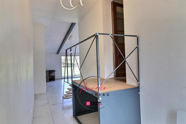 maison spacieuse et lumineuse sur terrain clos