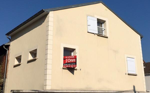 Appartement à louer    1 pièce •  Bures-sur-Yvette