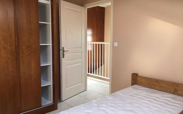 Appartement à louer    1 pièce •  Bures-sur-Yvette