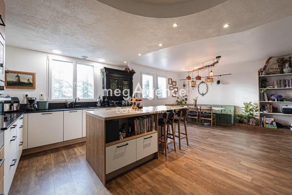 Maison à Louannec, 22700 - 9 pièces 200m²