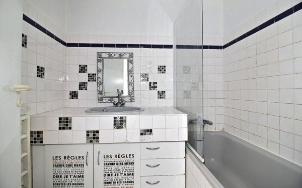 Appartement à vendre    4 pièces • 115 m2 Marseille 6