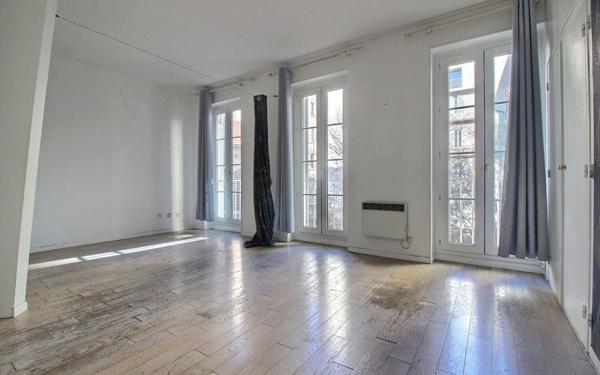 Appartement à vendre    4 pièces • 115 m2 Marseille 6