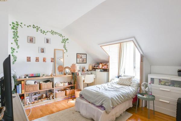 Maison T5 + T2 duplex indépendant en centre ville