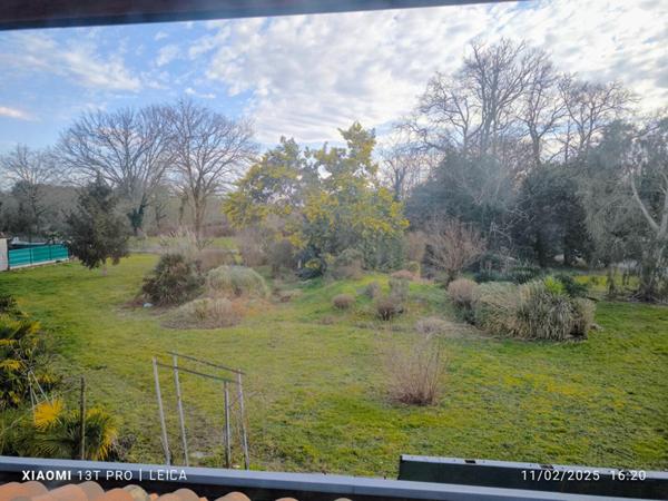 Ensemble immobilier Maison Hinx 5 pièce(s) 185 m2 plus hangar 250 m2