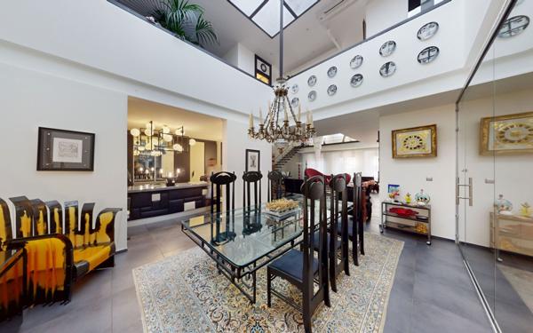 Appartement à vendre    4 pièces • 223,56 m2 Toulouse