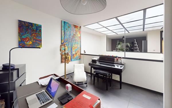 Appartement à vendre    4 pièces • 223,56 m2 Toulouse