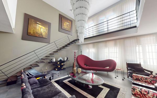 Appartement à vendre    4 pièces • 223,56 m2 Toulouse