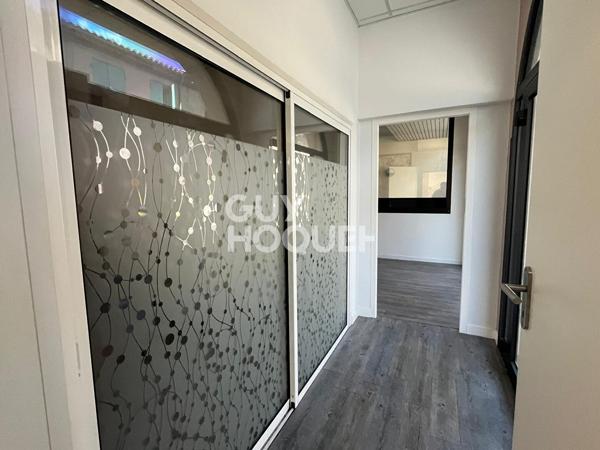 Local commercial Agen  centre ,170 m2 avec 3 entrées indépendantes