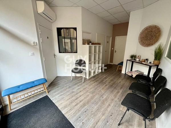 Local commercial Agen  centre ,170 m2 avec 3 entrées indépendantes