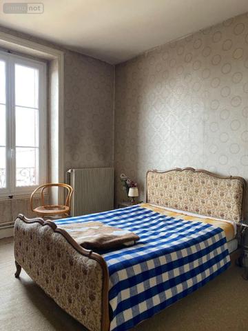 Appartement à rénover à vendre à Paray-le-Monial en Saône-et-Loire (71600), ref : A-P-B   
CENTRE VILLE